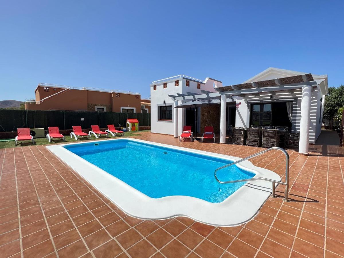 Villa Eva - New To The Market, Fully Refurbished Licensed Villa - Private Pool กาเลตาเดฟุสเต ภายนอก รูปภาพ